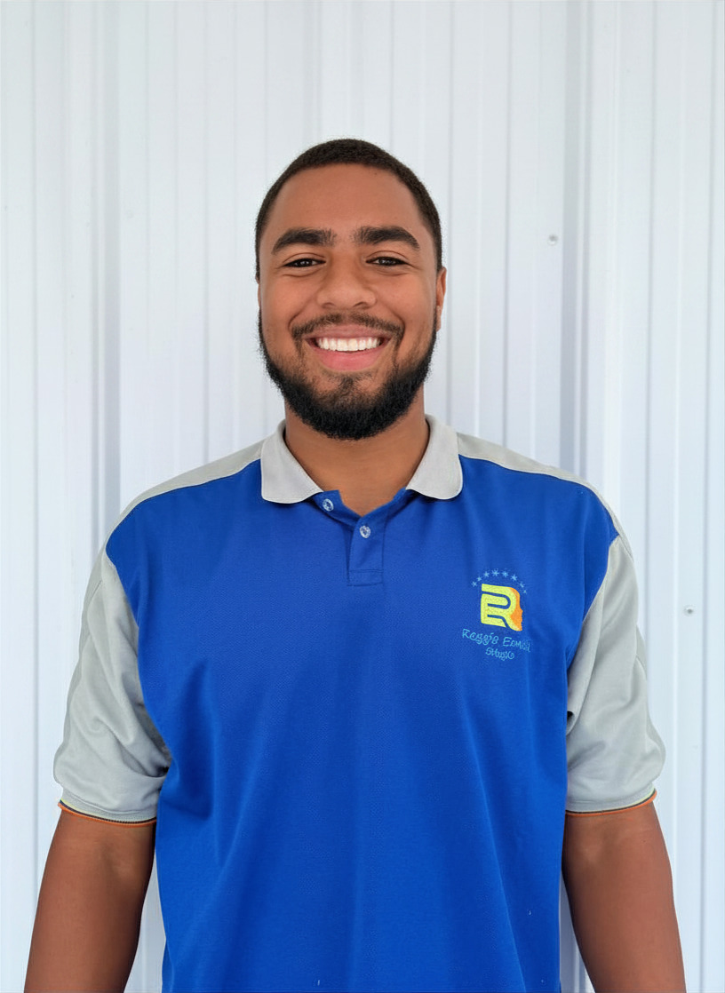 Sebastián Benthan Tutor de Deportes